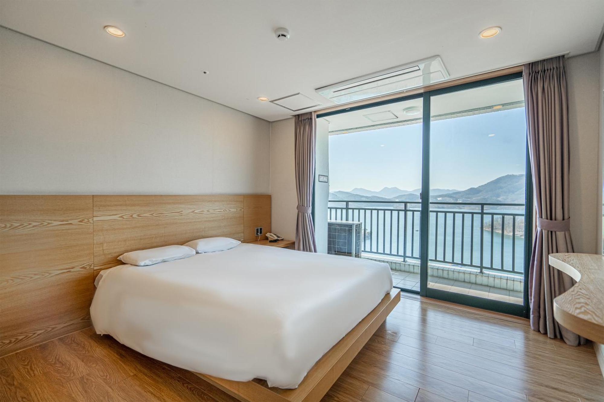 Cheongpung Resort Jecheon Esterno foto